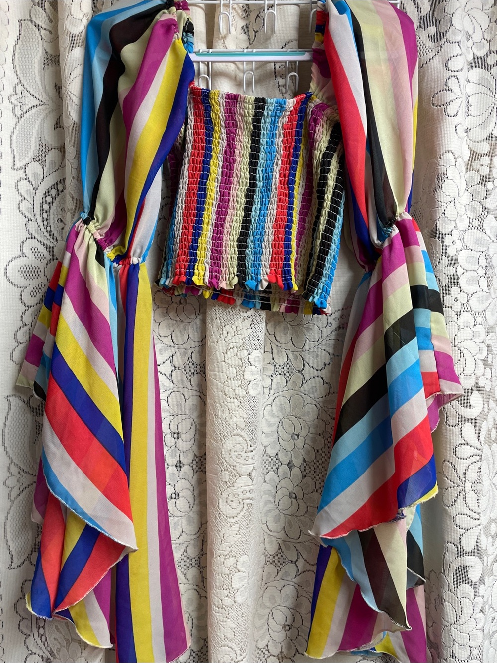 Truth Multi-Color Striped Smocked Top with Puff Sleeve Detail Size large - Picture 7 of 8